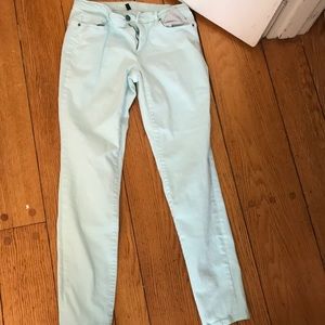Victoria’s Secret Mid Rise Siren Jeans - Size 8